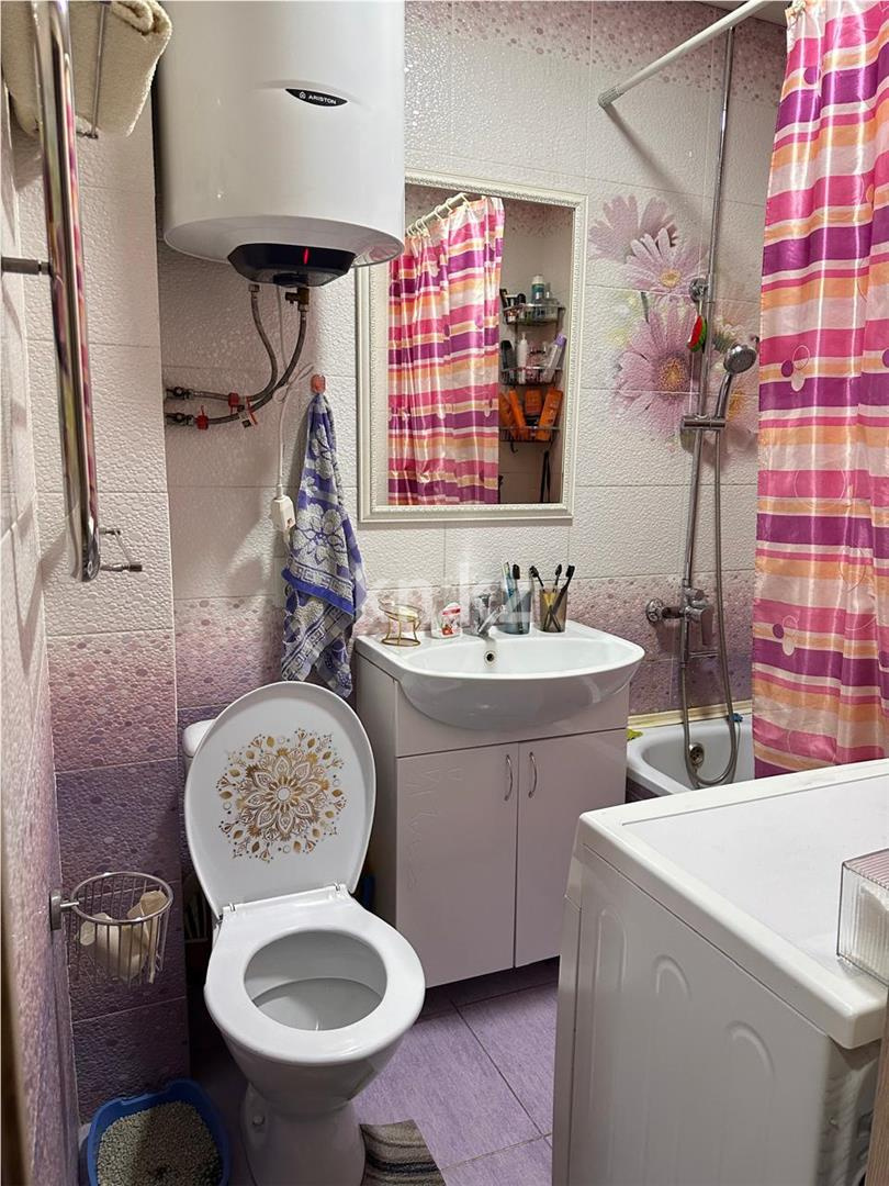 Продажа 2-комнатной квартиры, 48 м², 22 мкр. в Караганде - фото 7