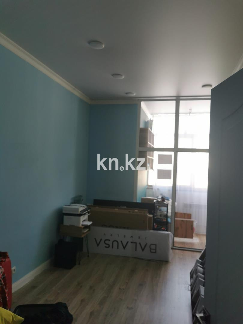 Продажа 3-комнатной квартиры, 78 м², мкр-н Алтын Арка в Караганде - фото 2