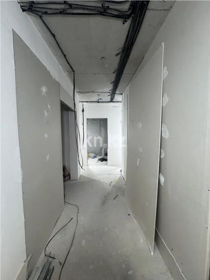 Продажа 3-комнатной квартиры, 62 м², мкр-н Гажайып, дом  33 в Алматы - фото 4