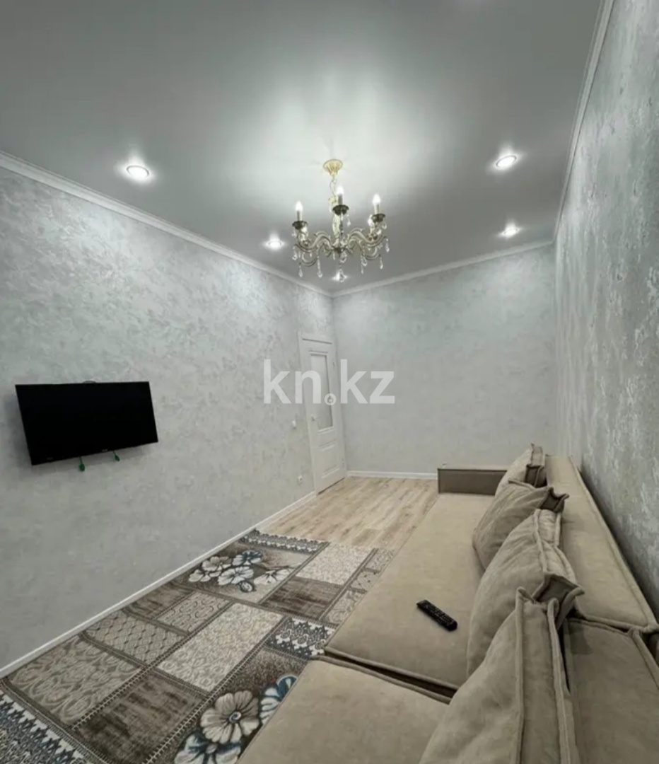 Продажа 3-комнатной квартиры, 60 м², ул. Нажимеденова, дом  24 в Астане