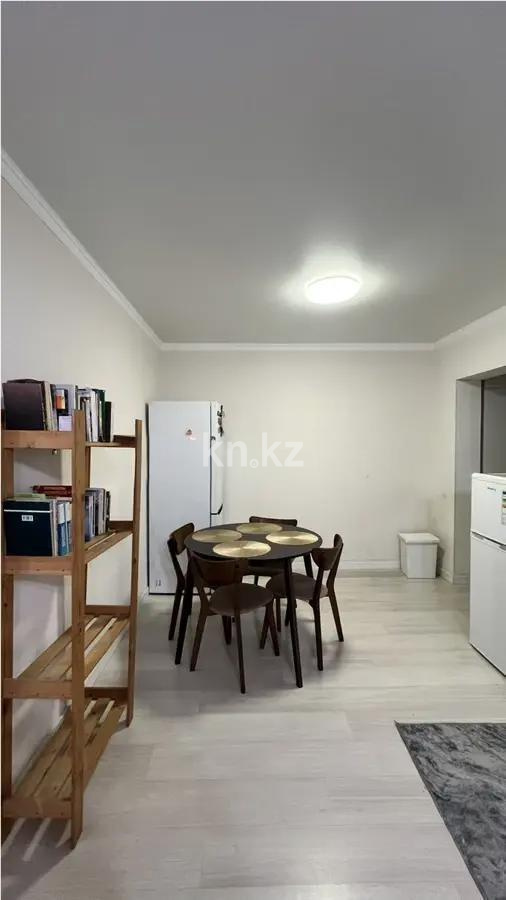 Продажа 1-комнатной квартиры, 42 м², мкр-н Аксай-5, дом  25 в Алматы - фото 2