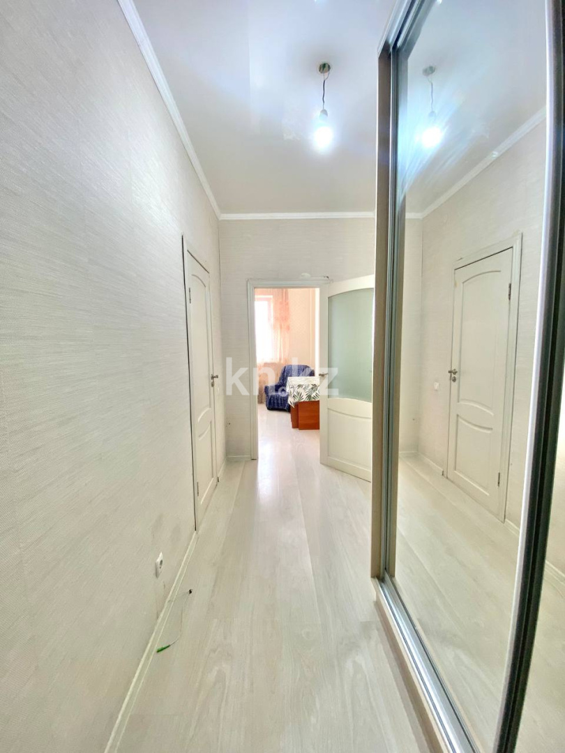 Продажа 1-комнатной квартиры, 40 м², пр. Мангилик Ел, дом  17 в Астане - фото 9