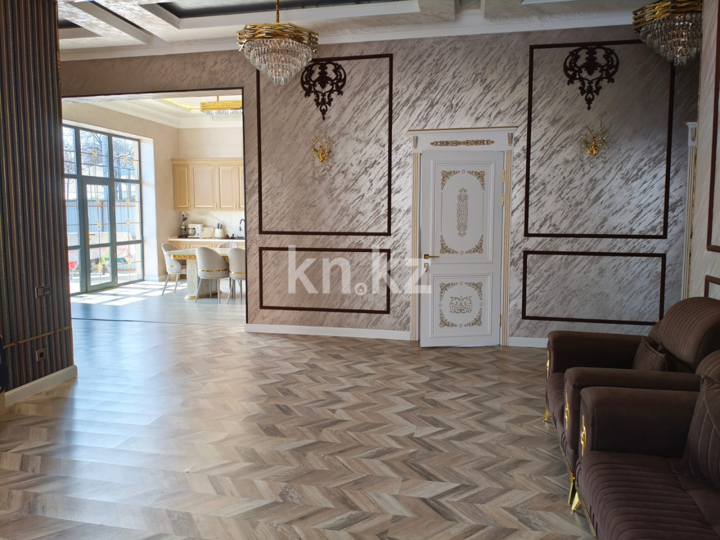 Продажа 5-комнатного дома, 252 м² в Алматы - фото 17