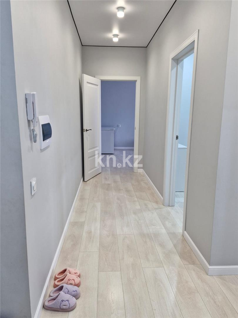 Продажа 2-комнатной квартиры, 60 м², ул. Муканова в Караганде - фото 8