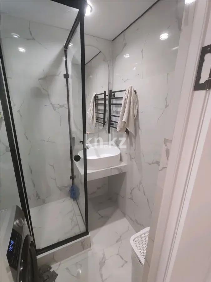 Продажа 3-комнатной квартиры, 67 м², мкр. Восток-2, дом  18 в Караганде - фото 6