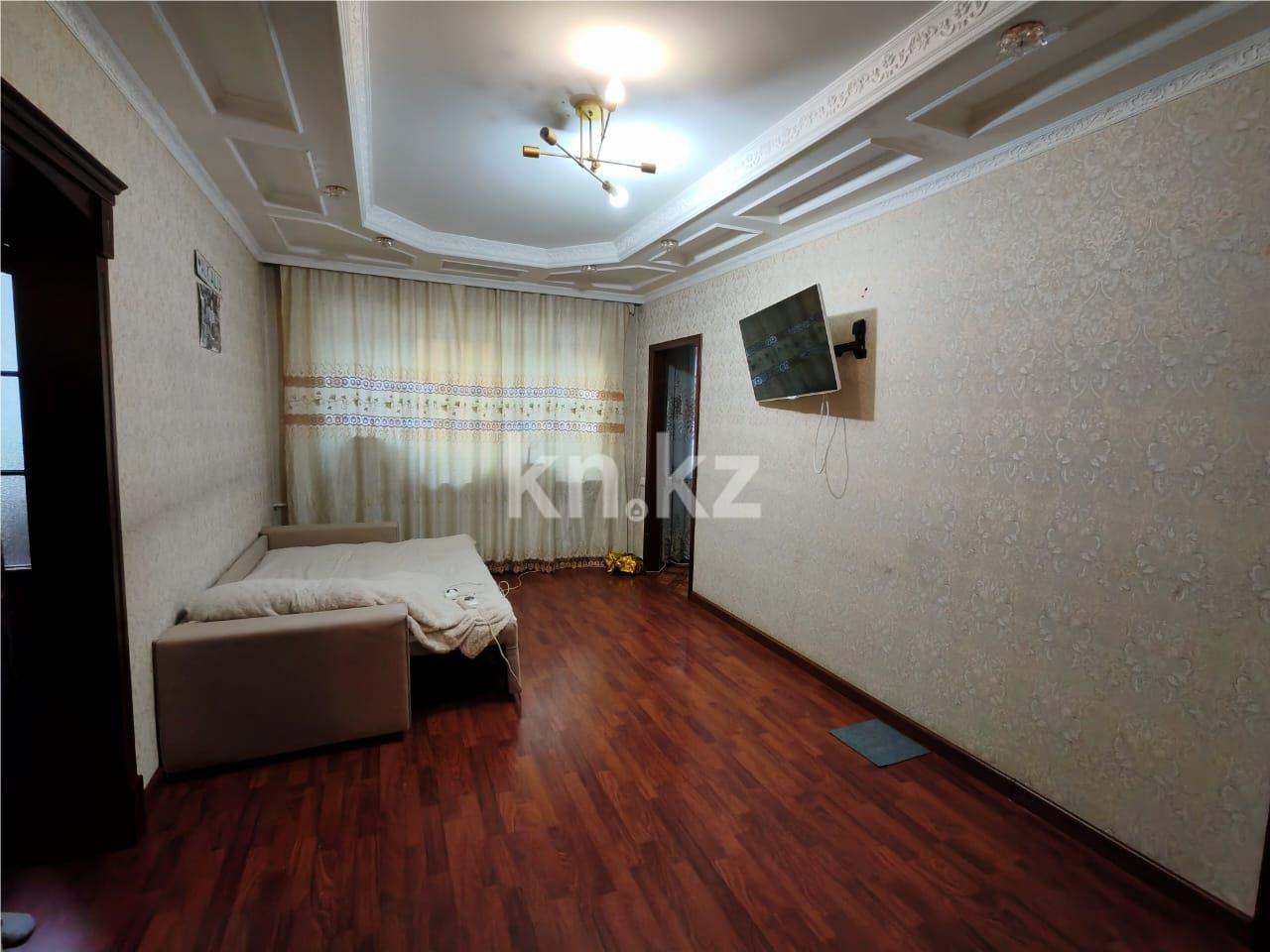 Продажа 2-комнатной квартиры, 42 м², ул. Полетаева в Караганде - фото 3
