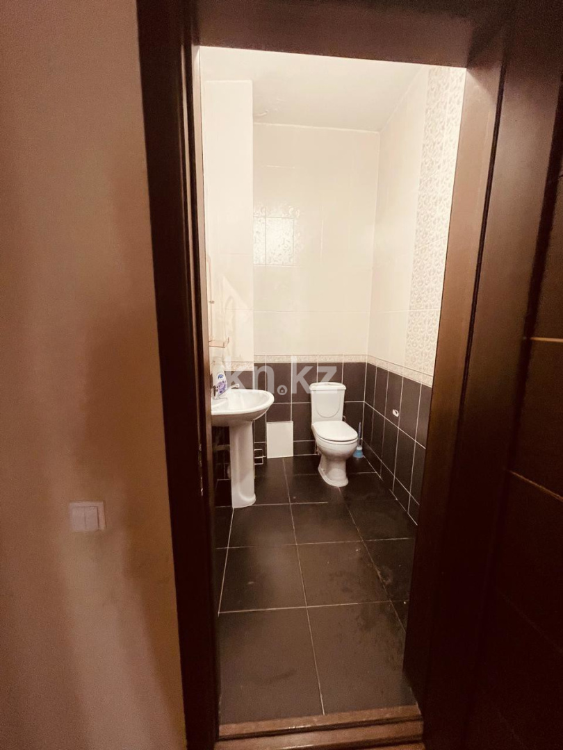 Продажа 2-комнатной квартиры, 80.5 м², ул. Нарикбаева, дом  12 в Астане - фото 6