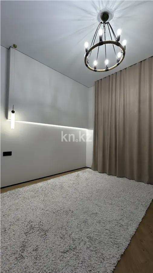 Продажа 3-комнатной квартиры, 91 м², мкр. Степной-2, дом  18/1 в Караганде - фото 2