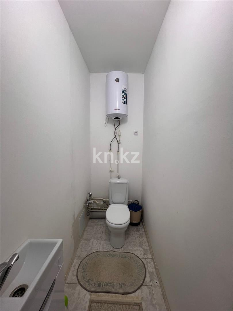 Продажа 3-комнатной квартиры, 89 м², пр. Шахтеров, дом  60 в Караганде - фото 12