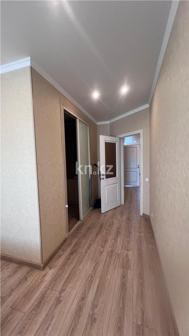 Продажа 3-комнатной квартиры, 96 м², ул. Абая, дом  61/2 в Караганде - фото 14