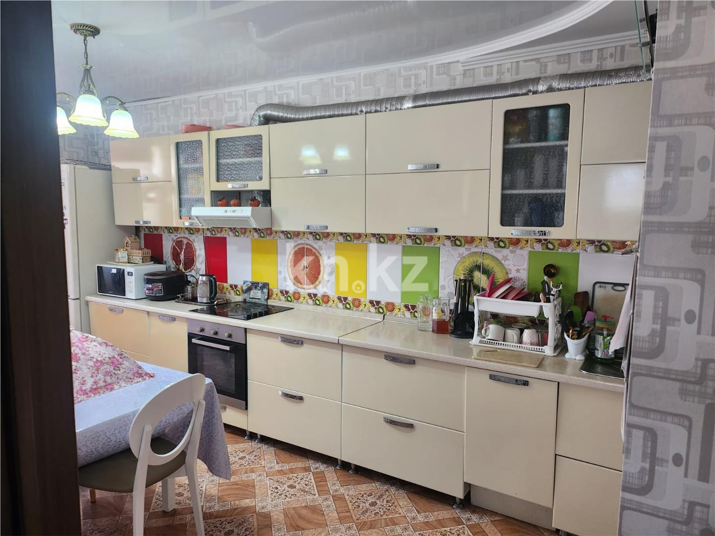 Продажа 4-комнатной квартиры, 140 м², пр. Шахтеров в Караганде - фото 5