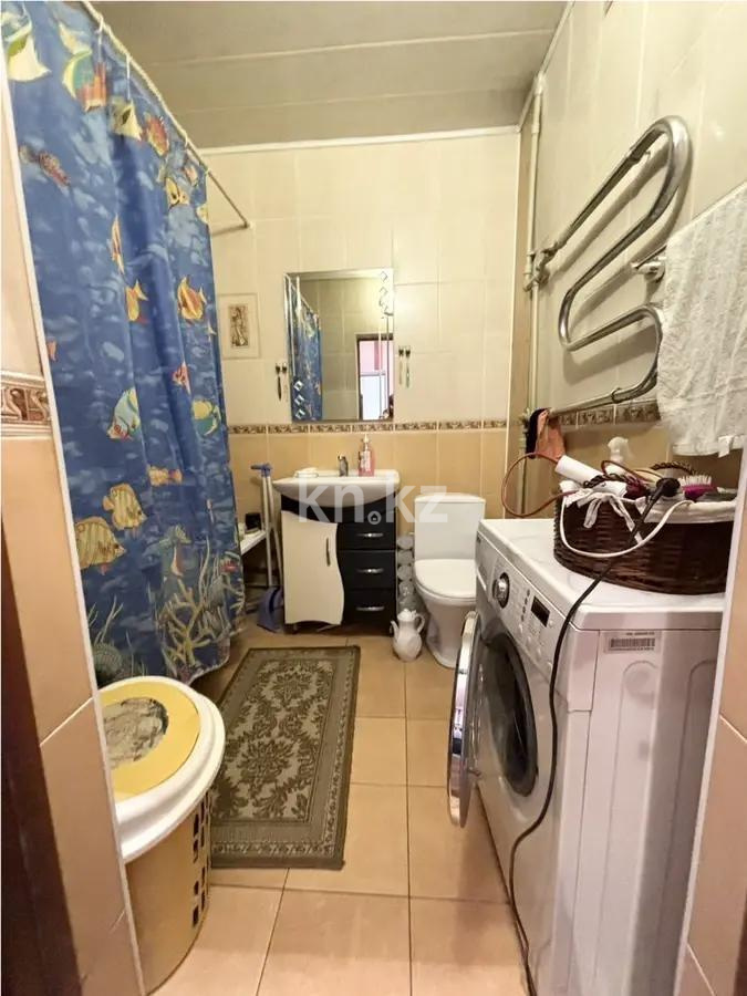 Продажа 1-комнатной квартиры, 52 м², мкр-н Аксай-1а, дом  28 в Алматы - фото 3