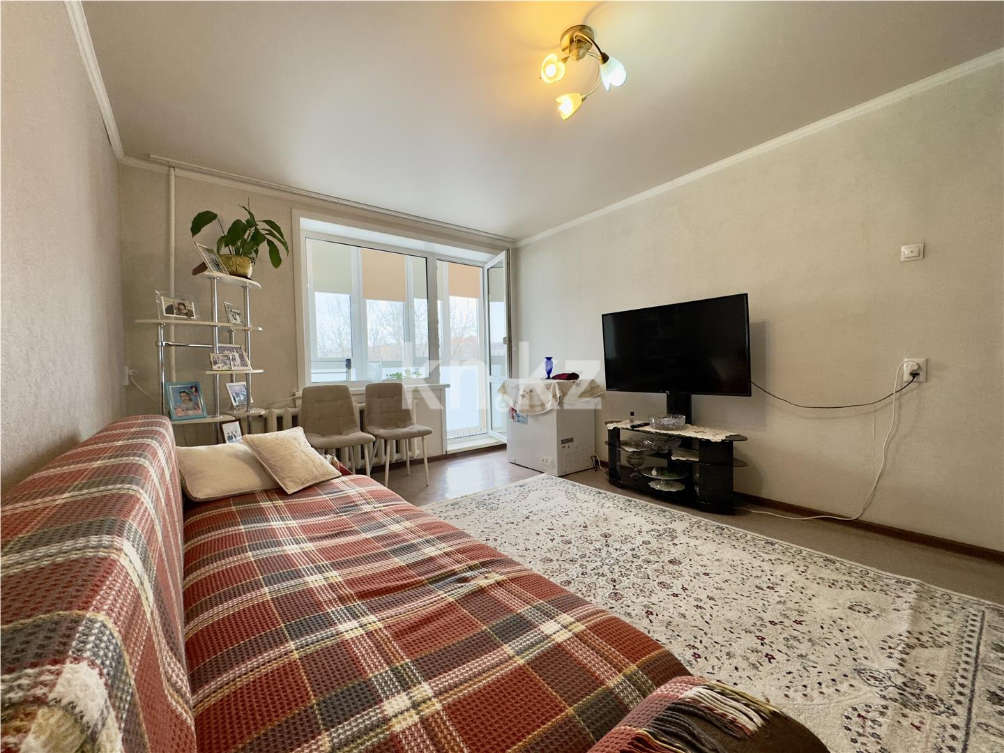 Продажа 2-комнатной квартиры, 49 м², мкр-н Восток-3, дом  16 в Караганде - фото 3