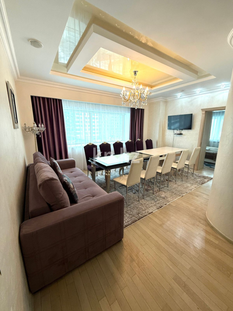 Аренда 4-комнатной квартиры посуточно, 156 м², ул. Достык, дом  5 в Астане - фото 23