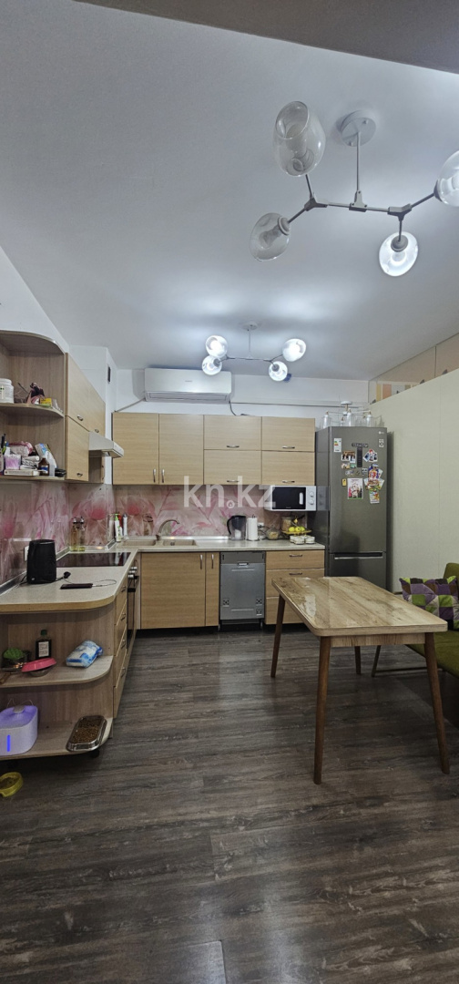 Продажа 2-комнатной квартиры, 65 м², ул. Толе би, дом  273 в Алматы - фото 10