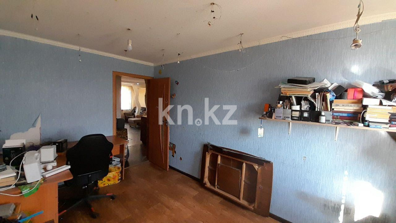 Продажа 3-комнатной квартиры, 62 м², ул. 6-й мик-н в Темиртау - фото 6