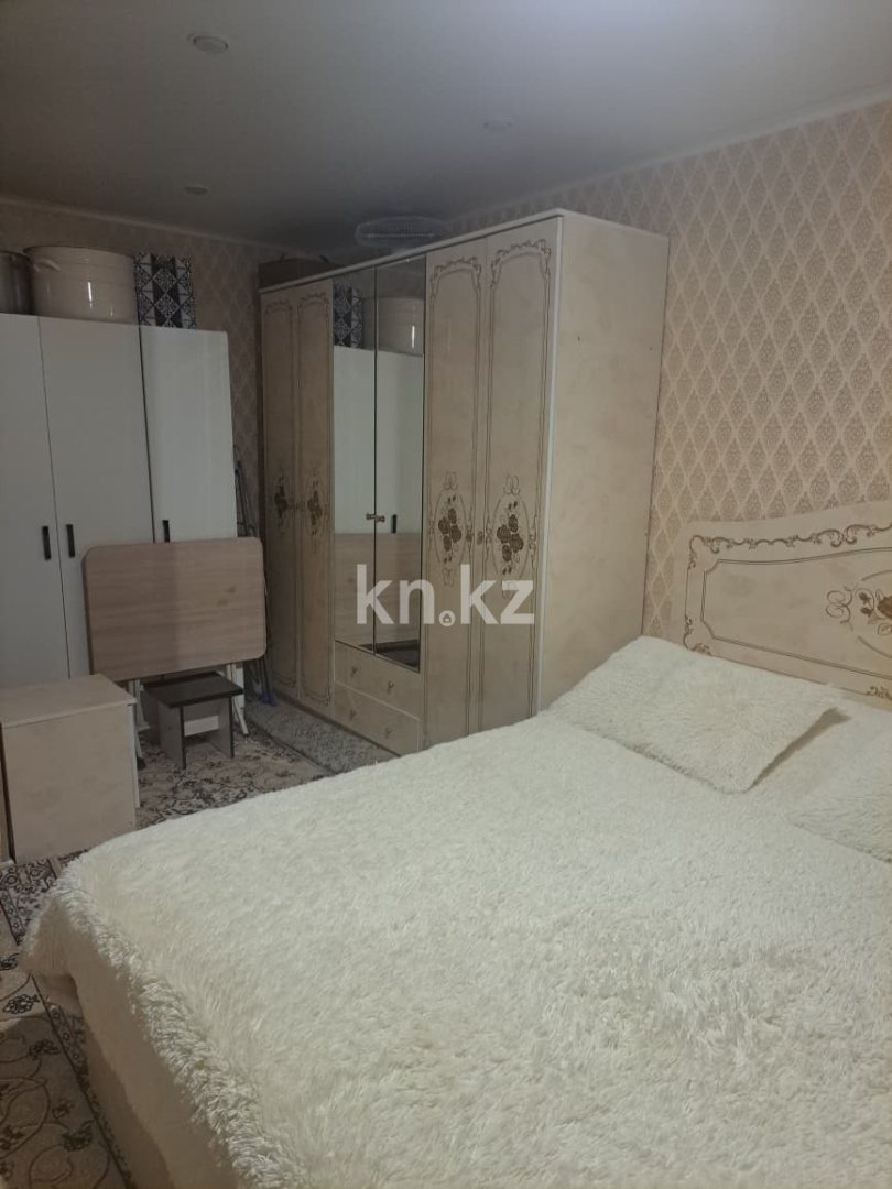 Аренда 2-комнатной квартиры, 48 м², 16микрарайон, дом  2 в Караганде