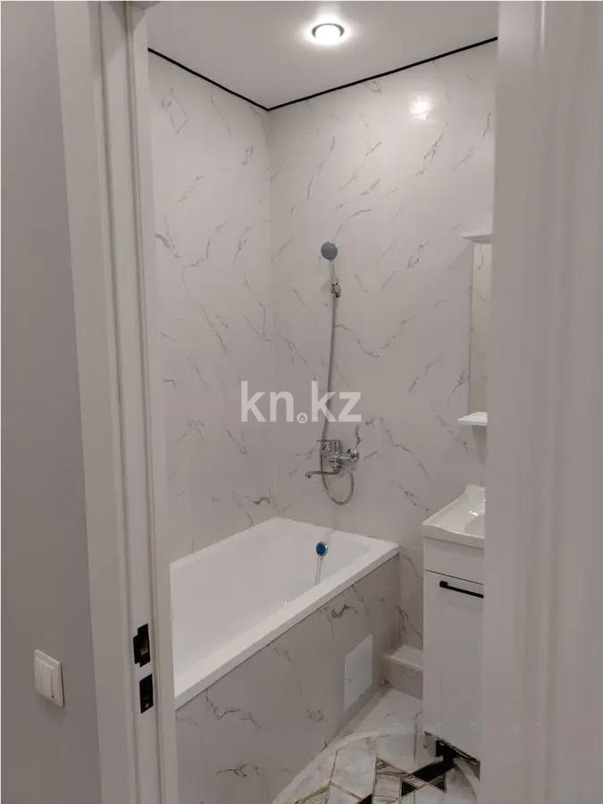 Продажа 1-комнатной квартиры, 33 м², ул. Омарова, дом  3/1 в Алматы - фото 2