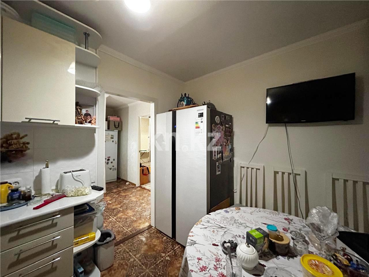 Продажа 2-комнатной квартиры, 46 м², ул. Муканова в Караганде - фото 8