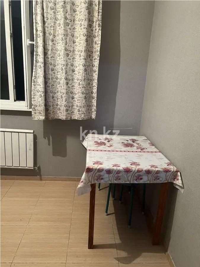 Продажа 1-комнатной квартиры, 37 м², ул. Байтерекова, дом  49а в Алматы - фото 3