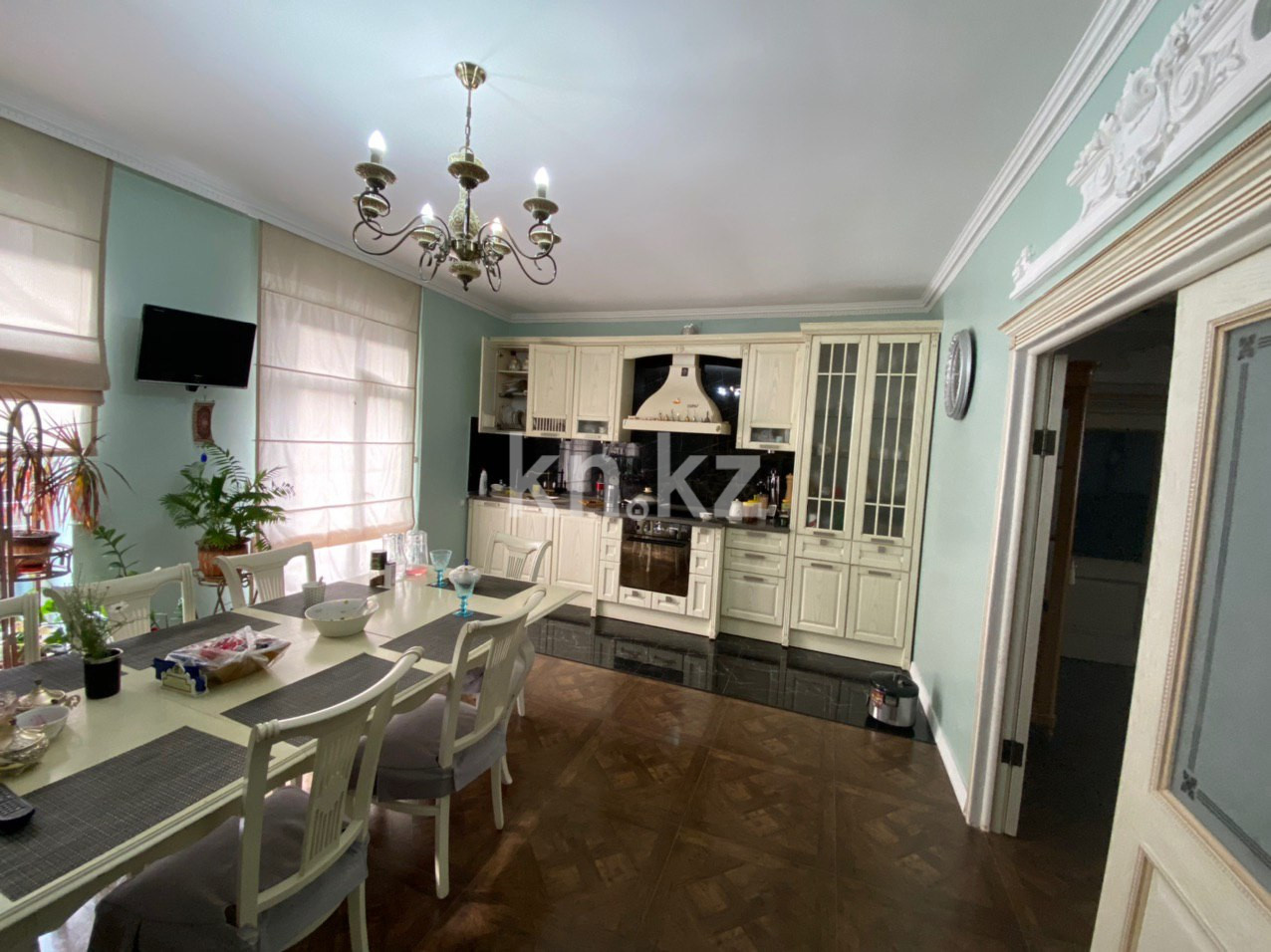 Аренда 5-комнатной квартиры, 210 м², ул. Сарайшык, дом  38 в Астане - фото 7