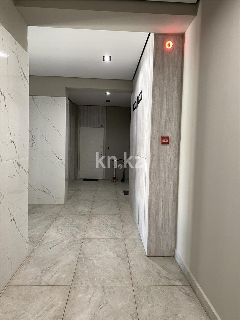 Продажа 2-комнатной квартиры, 72.1 м², ул. Токпанова в Астане - фото 19