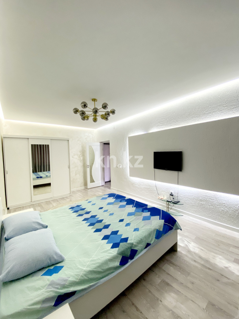 Аренда 1-комнатной квартиры посуточно, 52 м², Алмагуль мкр-н, дом  9 в Атырау