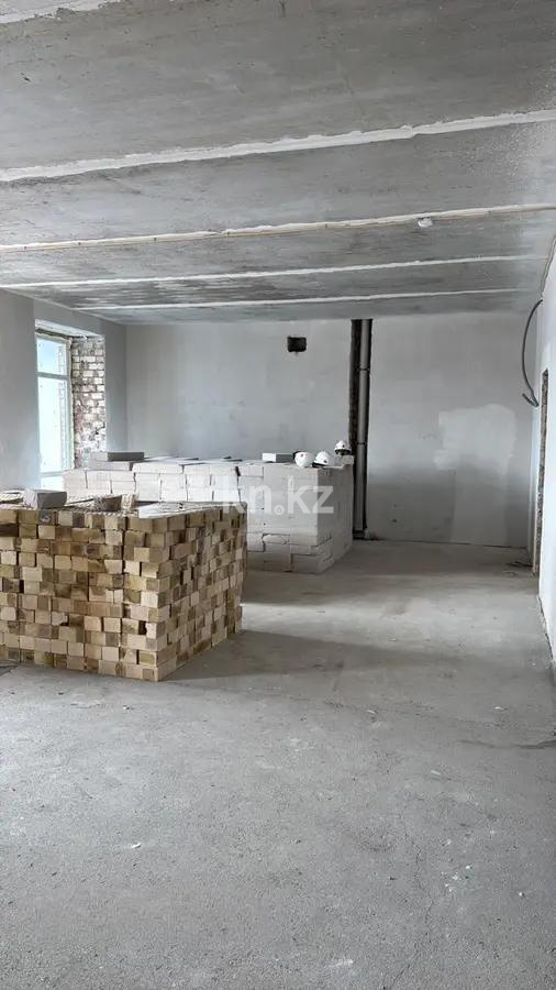 Продажа 4-комнатной квартиры, 111 м², мкр-н Степной-2, дом  18/1 в Караганде