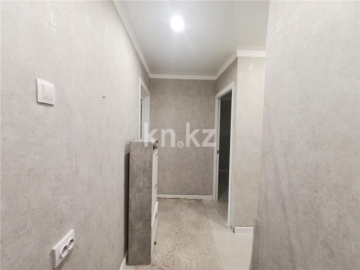 Продажа 2-комнатной квартиры, 47 м², 15 мкр. в Караганде - фото 11