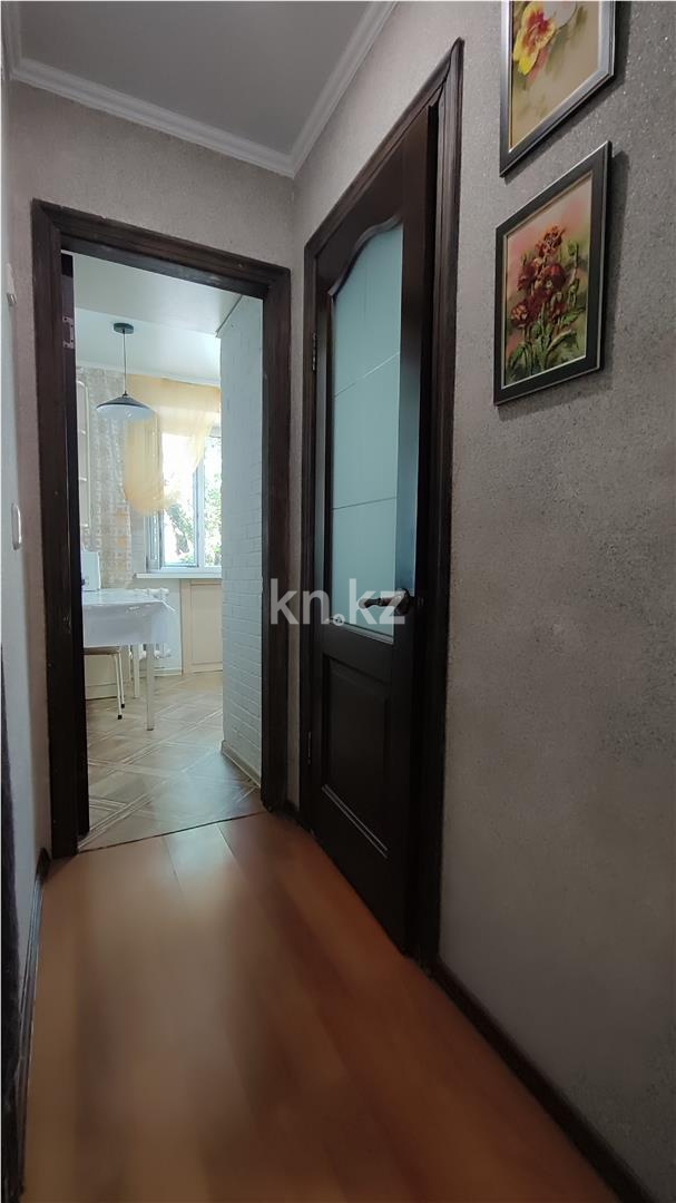 Продажа 3-комнатной квартиры, 61 м², мкр-н 14 в Караганде - фото 12