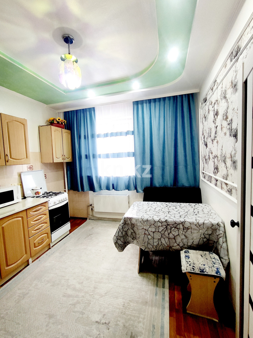 Аренда 1-комнатной квартиры посуточно, 40 м², мкр-н Аксай-1а, дом  31а - пр. Райымбека в Алматы - фото 5