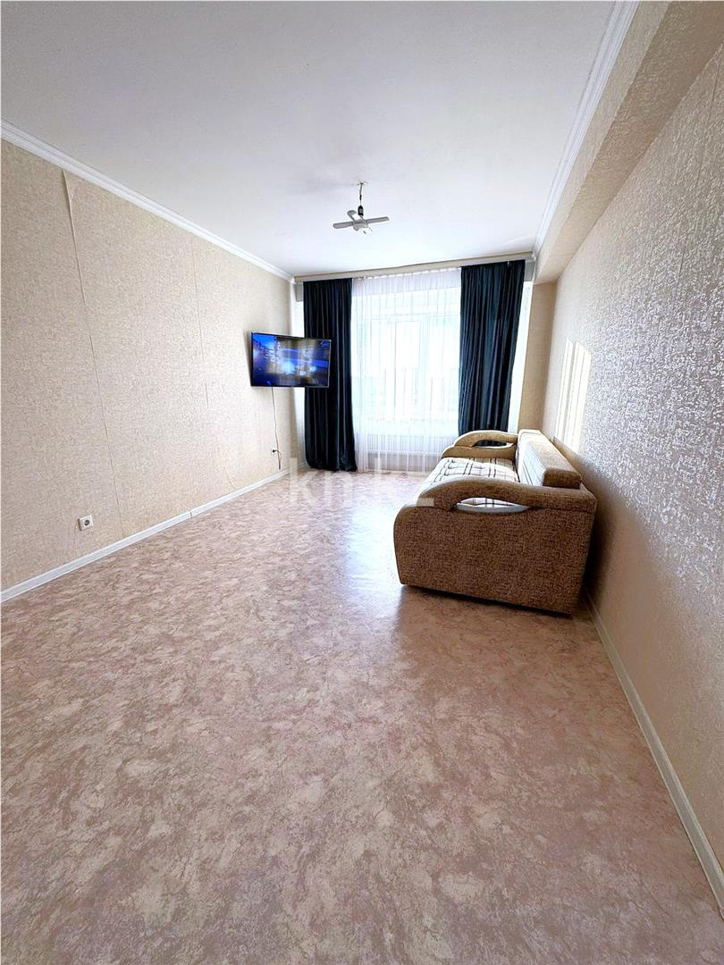 Продажа 2-комнатной квартиры, 63 м², ул. Момышулы в Караганде - фото 2