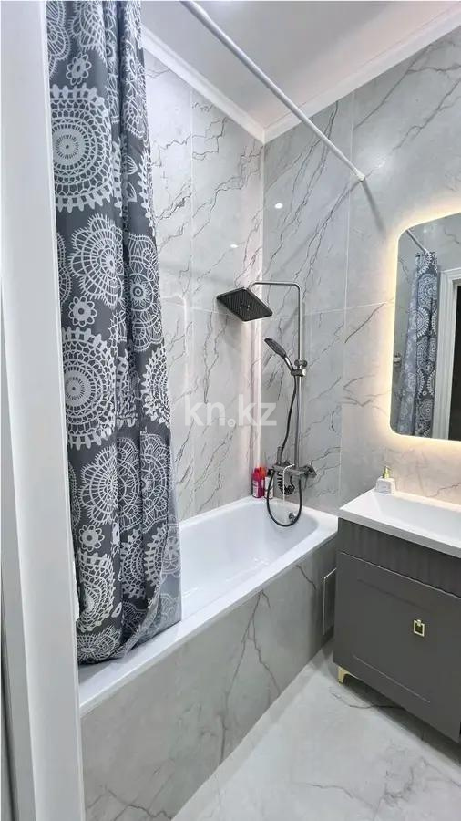 Продажа 4-комнатной квартиры, 137.4 м², ул. Акмешит, дом  19/1 в Астане - фото 6