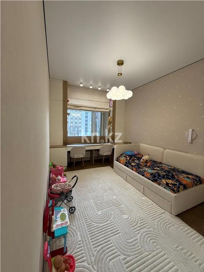 Продажа 3-комнатной квартиры, 75.8 м², пр. Аль-Фараби, дом  5 в Астане - фото 3