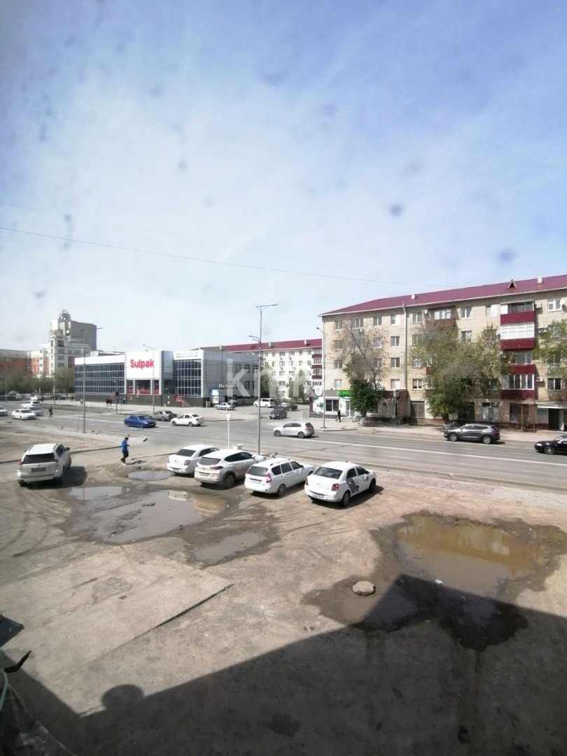 Продажа 3-комнатной квартиры, 57.5 м² в Атырау - фото 4