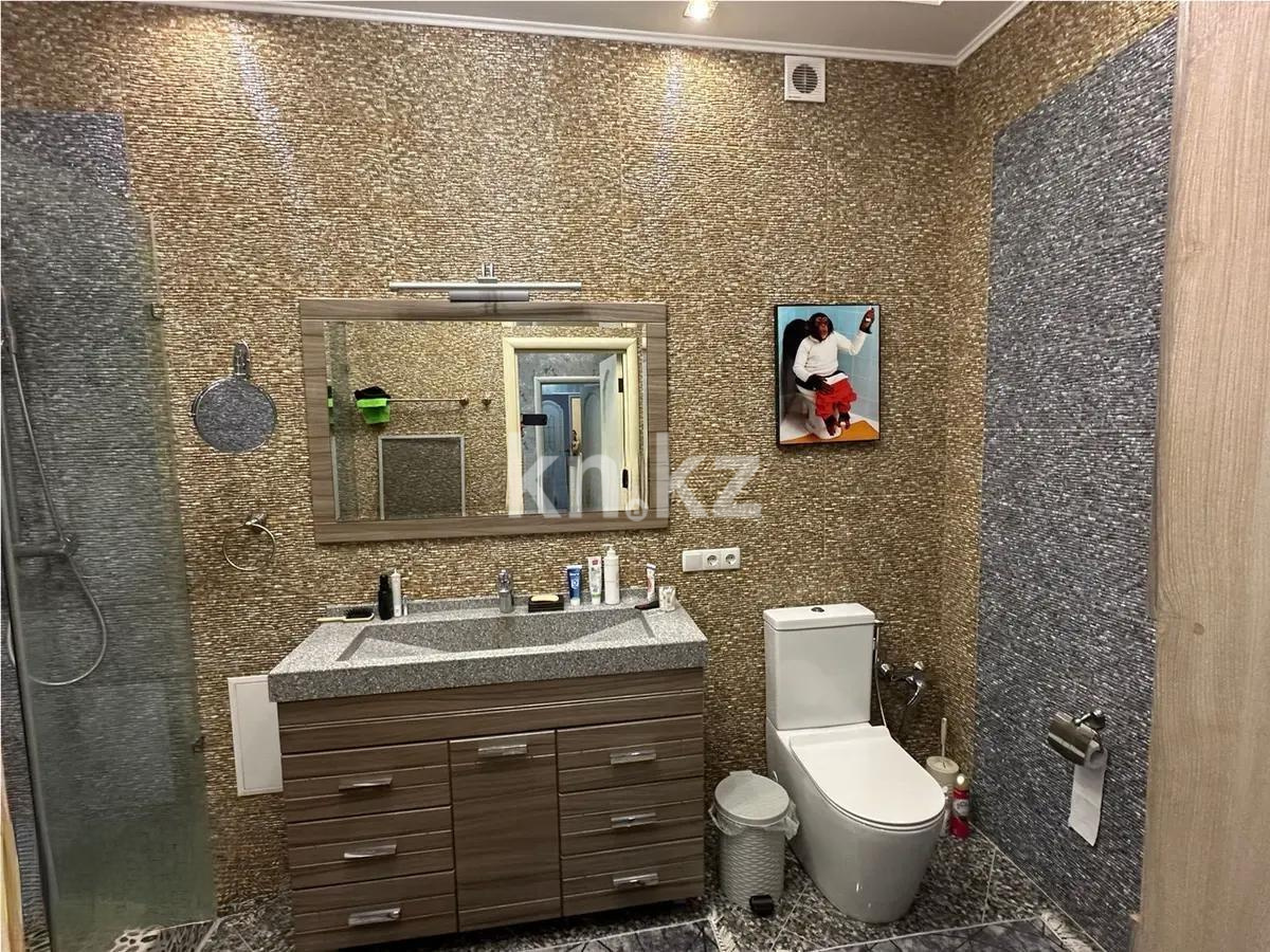 Продажа 3-комнатной квартиры, 125 м², ул. Кургальжинское шоссе, дом  6 в Астане - фото 6