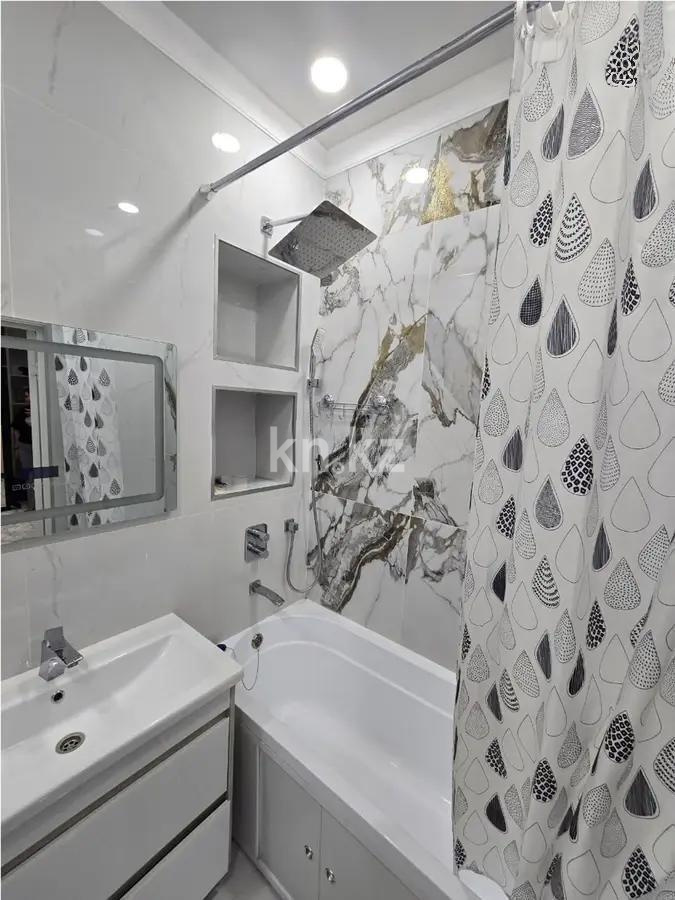 Продажа 1-комнатной квартиры, 42 м², ул. Торекулова, дом  95 в Алматы - фото 2