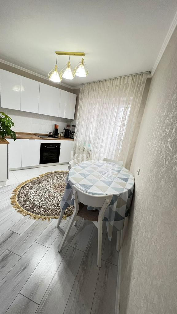 Продажа 2-комнатной квартиры, 70 м², ул. Ашимова в Караганде - фото 7