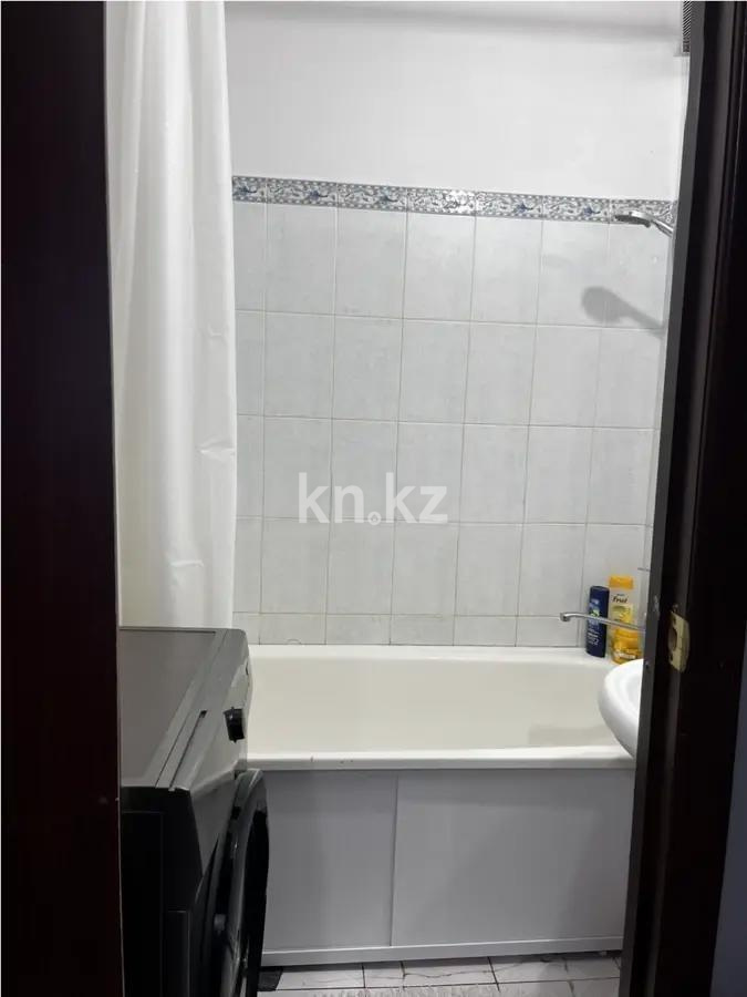 Продажа 2-комнатной квартиры, 54 м², мкр-н Голубые Пруды, дом  7 в Караганде - фото 4