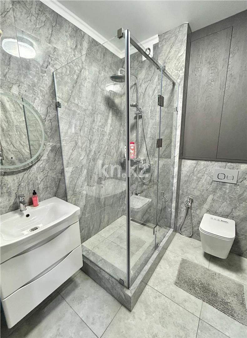 Продажа 2-комнатной квартиры, 64 м² в Караганде - фото 14