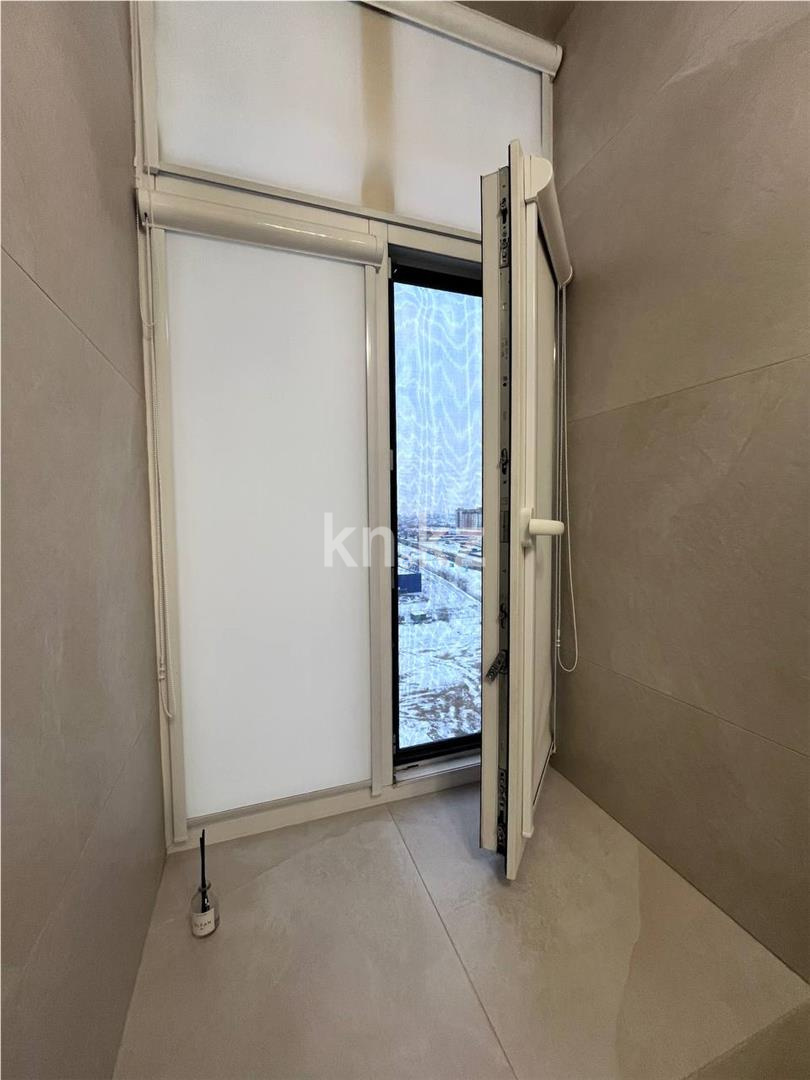 Продажа 2-комнатной квартиры, 73 м², ул. Момышулы в Караганде - фото 30