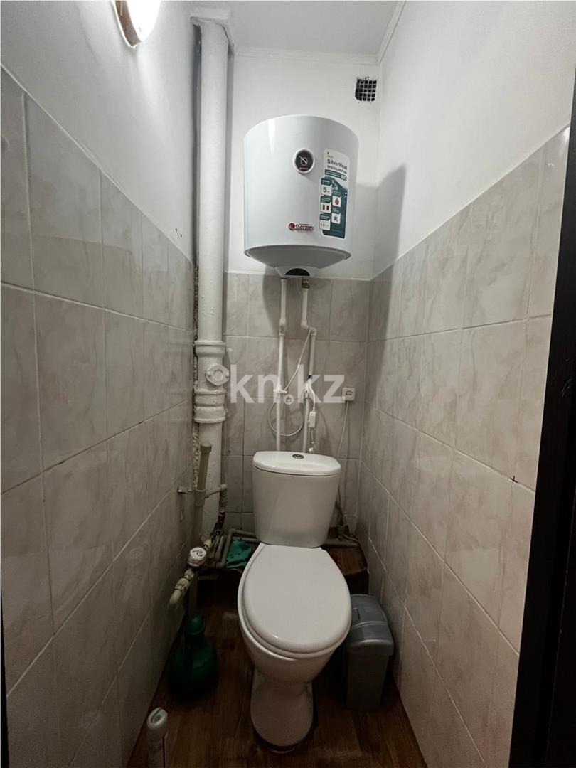 Продажа 1-комнатной квартиры, 41 м², мкр. Голубые Пруды в Караганде - фото 8