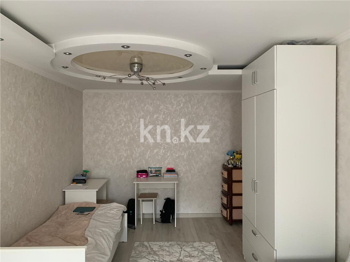Продажа 3-комнатной квартиры, 92 м², пр. Н. Абдирова, дом  15 в Караганде - фото 4