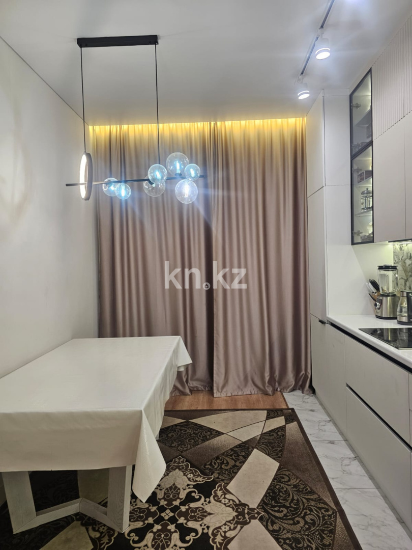 Продажа 3-комнатной квартиры, 95 м², ул. Таттимбета, дом  3/11 в Караганде - фото 3