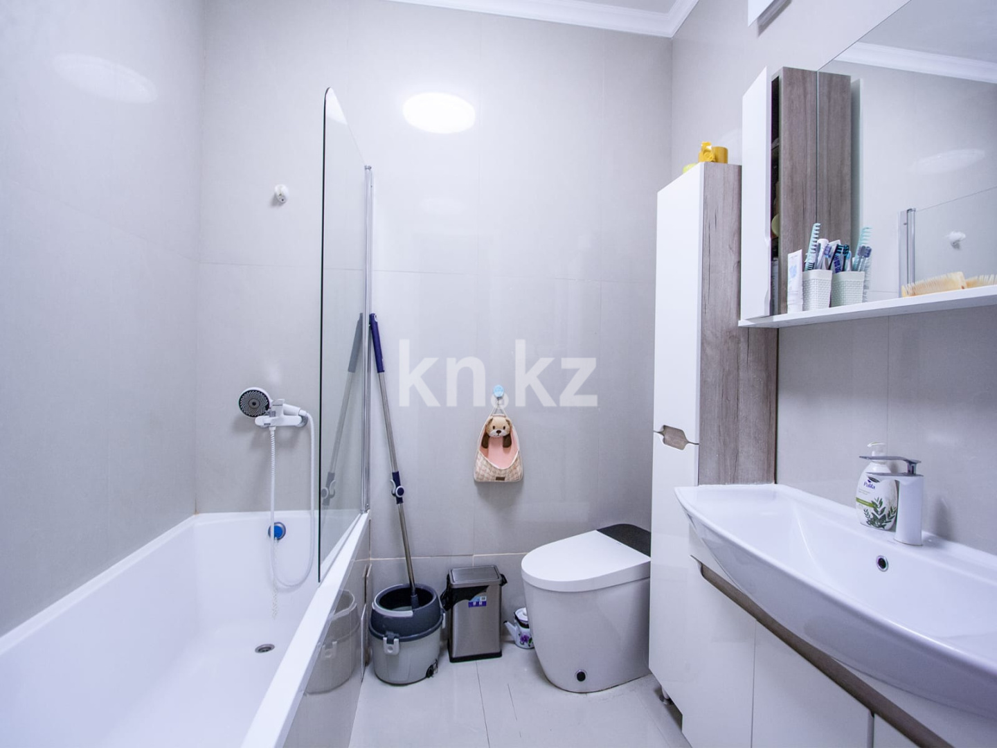 Продажа 3-комнатной квартиры, 104.1 м² в Алматы - фото 8