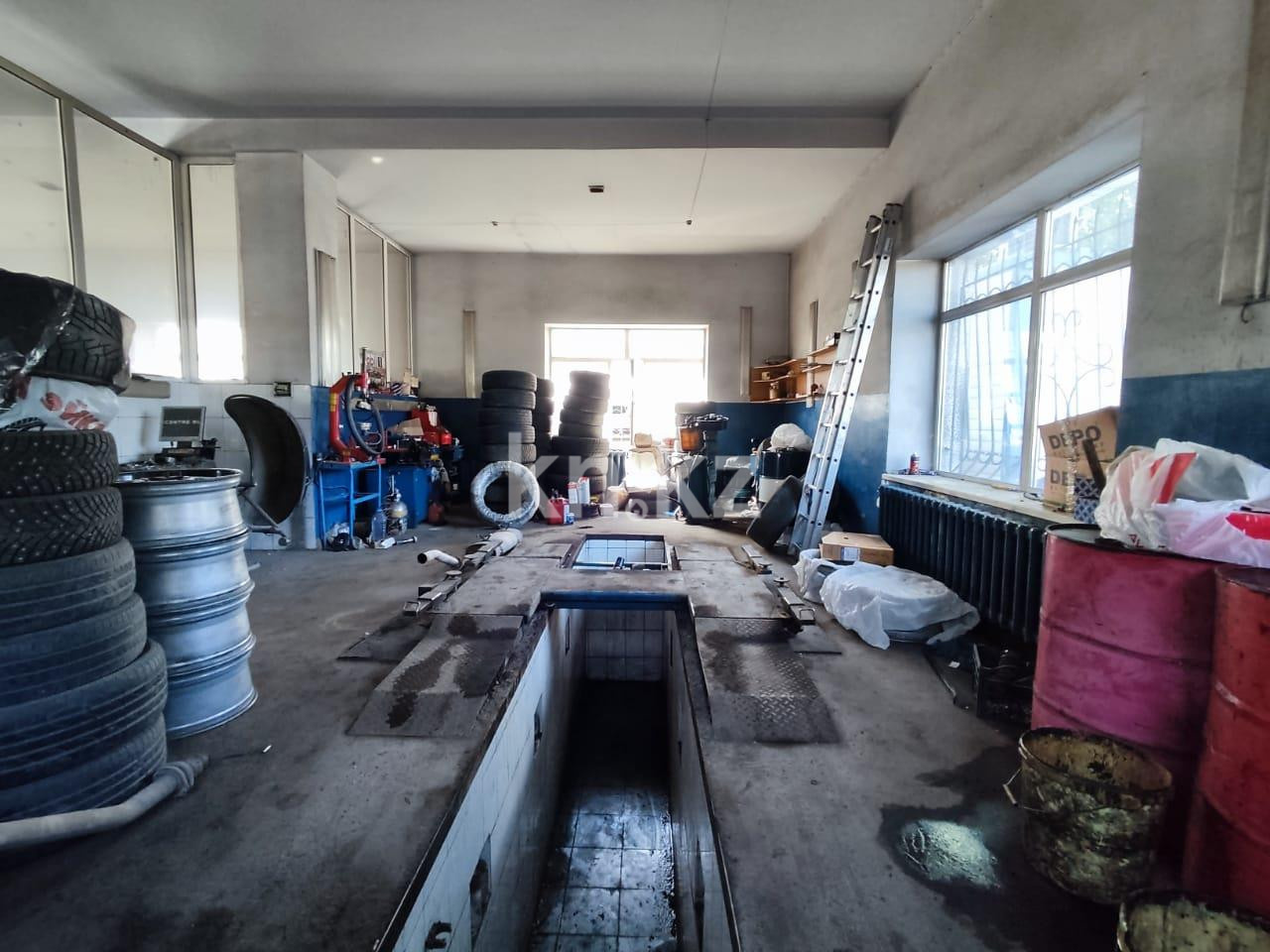 Продажа , 726.9 м², ул. Аманжолова в Караганде - фото 4