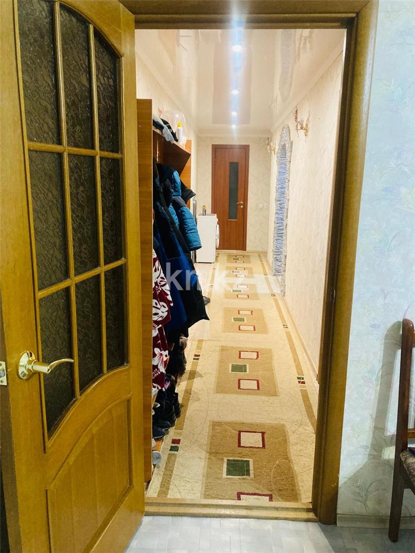 Продажа 3-комнатной квартиры, 74 м², ул. Гапеева в Караганде - фото 14