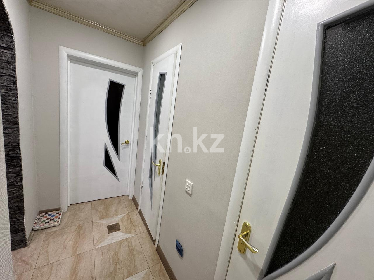 Продажа 3-комнатной квартиры, 64 м², мкр. Степной-2, дом  3 в Караганде - фото 13