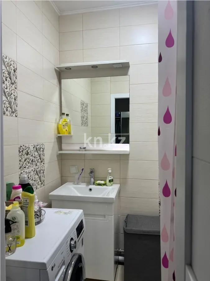 Продажа 2-комнатной квартиры, 57 м², ул. Жарокова, дом  275 в Алматы - фото 4