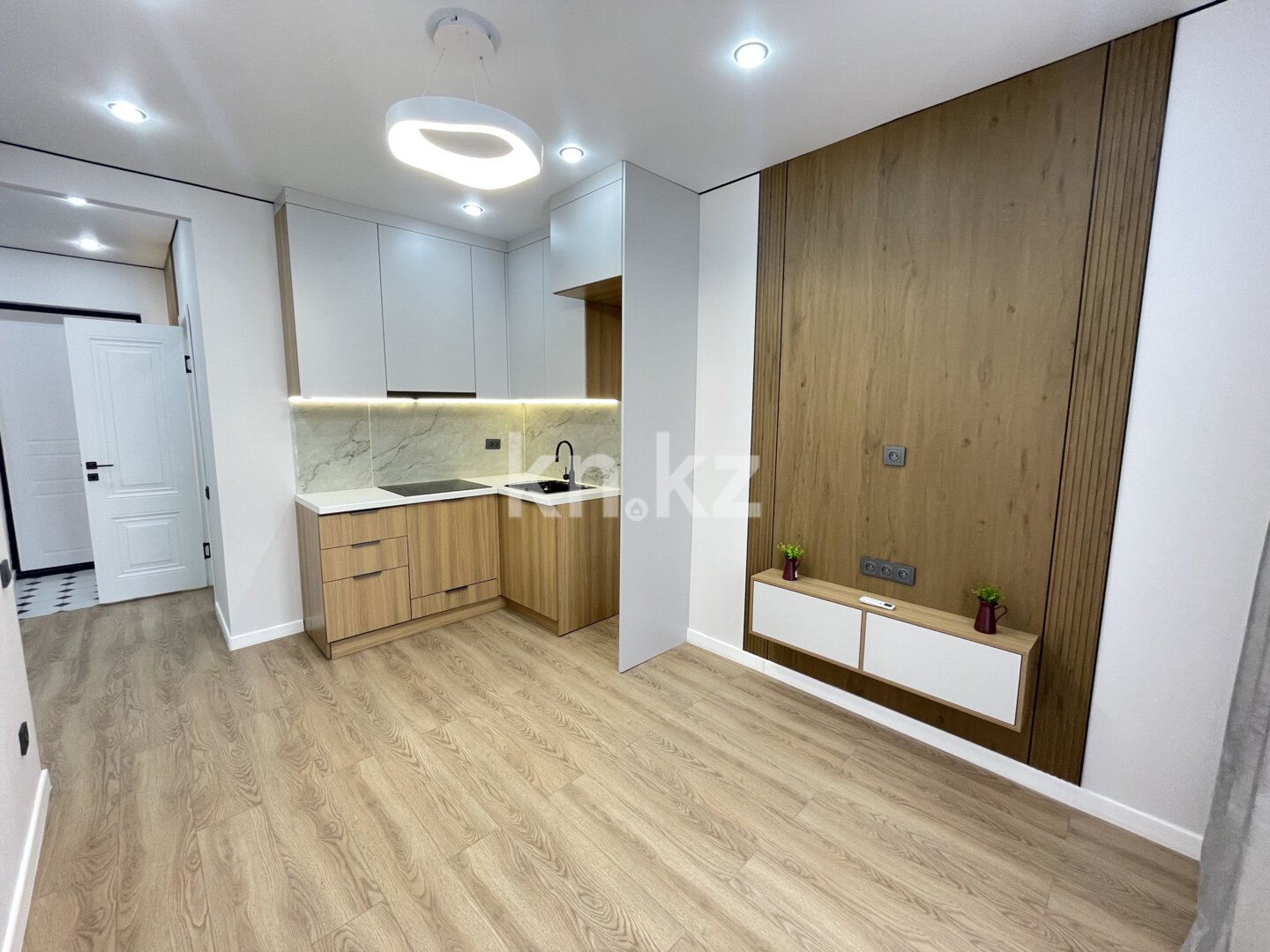 Продажа 2-комнатной квартиры, 37 м² в Алматы - фото 15